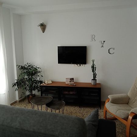Apartamento R Y C Aviles Exterior photo