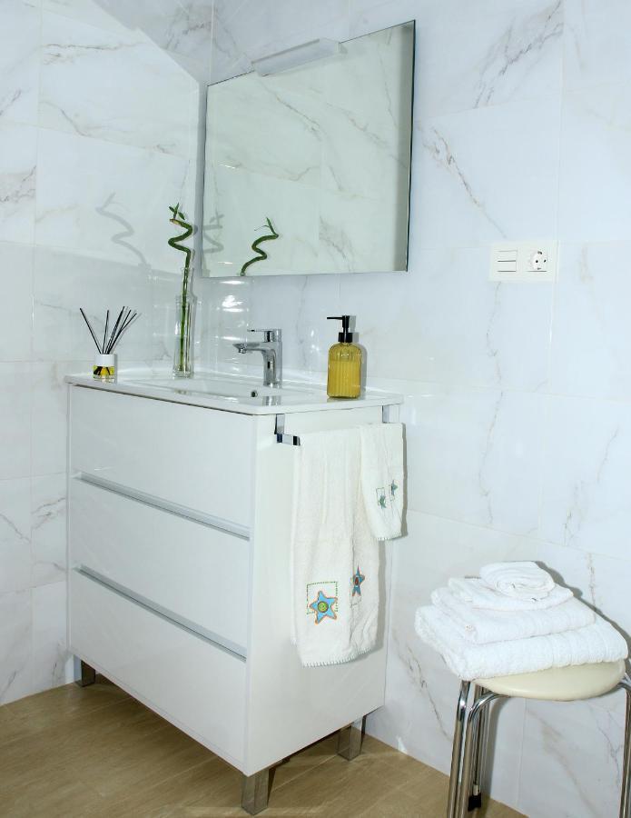 Apartamento R Y C Aviles Exterior photo