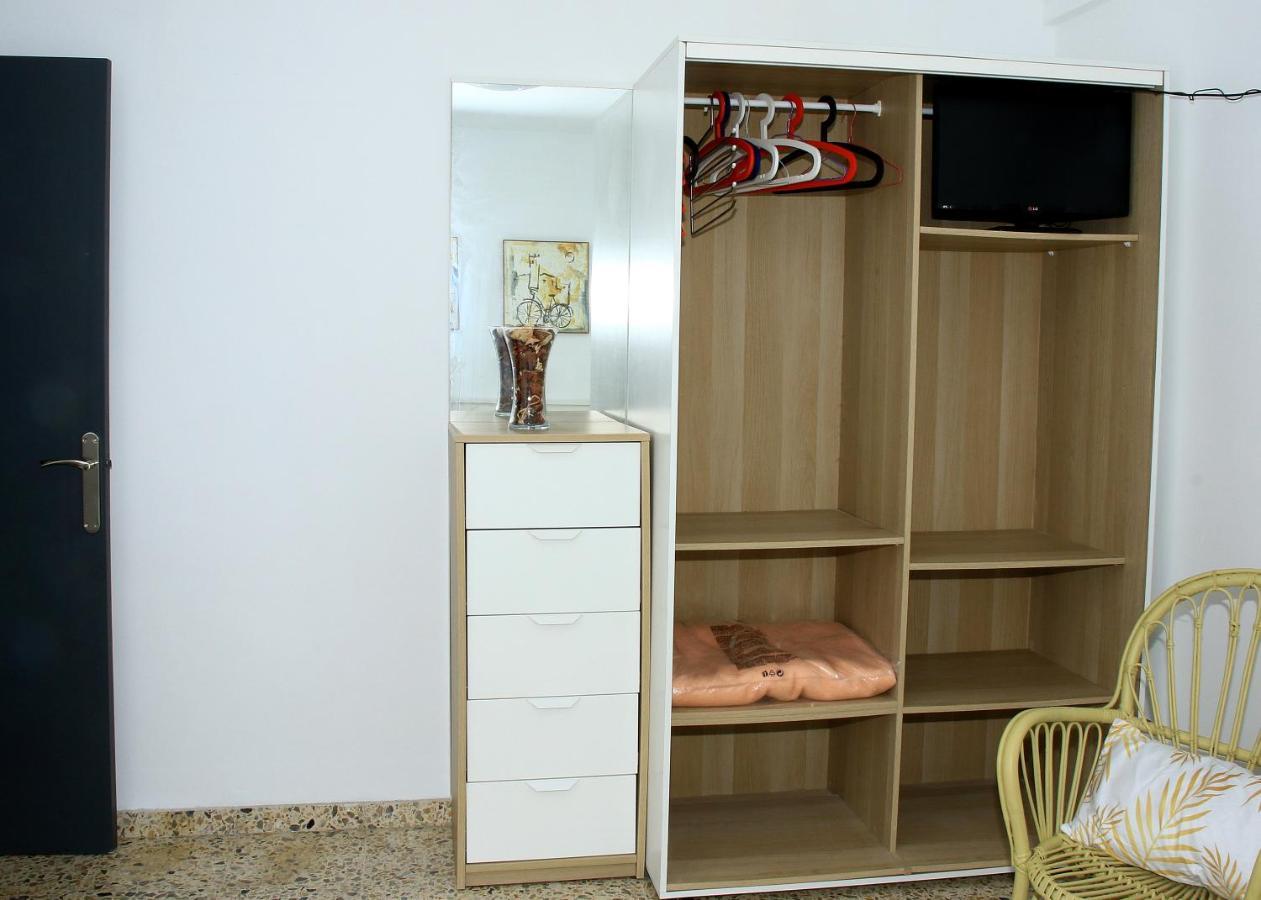 Apartamento R Y C Aviles Exterior photo